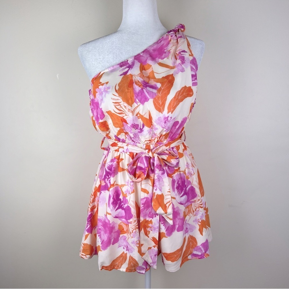 House Of Sienna | Feminine Tropical Vacation One Shoulder Shorts Romper | 8 - Picture 7 of 11